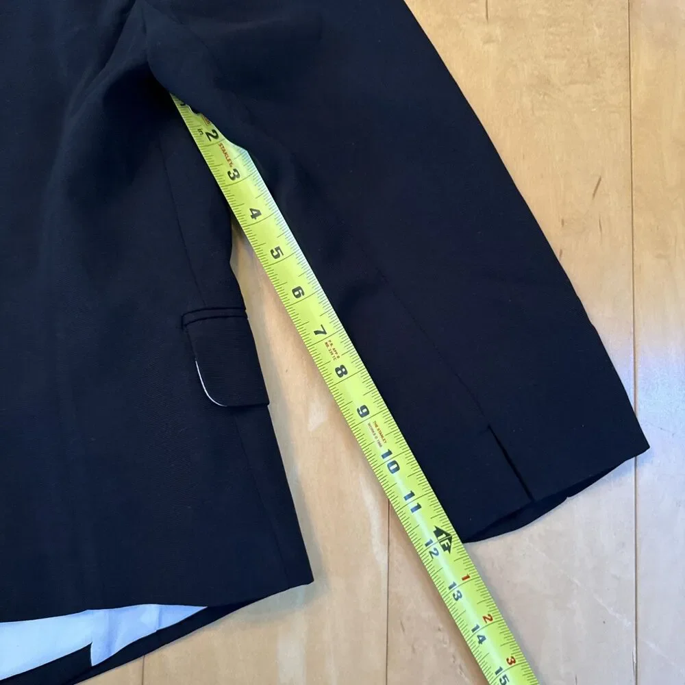 TUXEDO JACKET Kenneth Cole Women’s Black And White Size Medium Classic Blazer